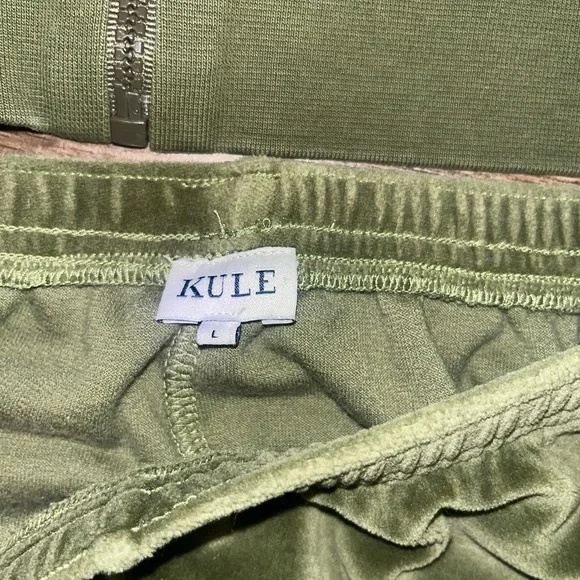 Kule The Velour Jogger Pants and full zip tracksuit - Picture 3 of 4